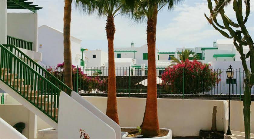 Apartamentos Tropicana 卡门港 外观 照片